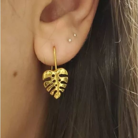 Gold Monstera Leaf Earrings - Picture 3 of 5